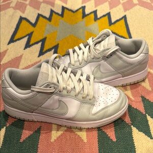 Nike Dunk Low Sneakers